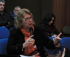 Mesa-redonda no Fórum “Regiões Metropolitanas do Paraná”, no Auditório do Simepar, no Centro Politécnico