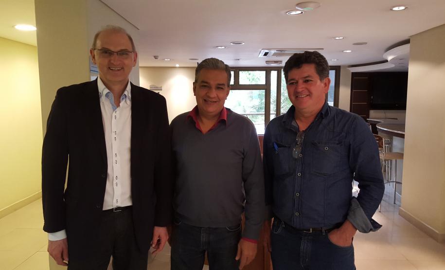 Neuroci A. Frizzo, Osnir B. Mendes e Orlando Bonette