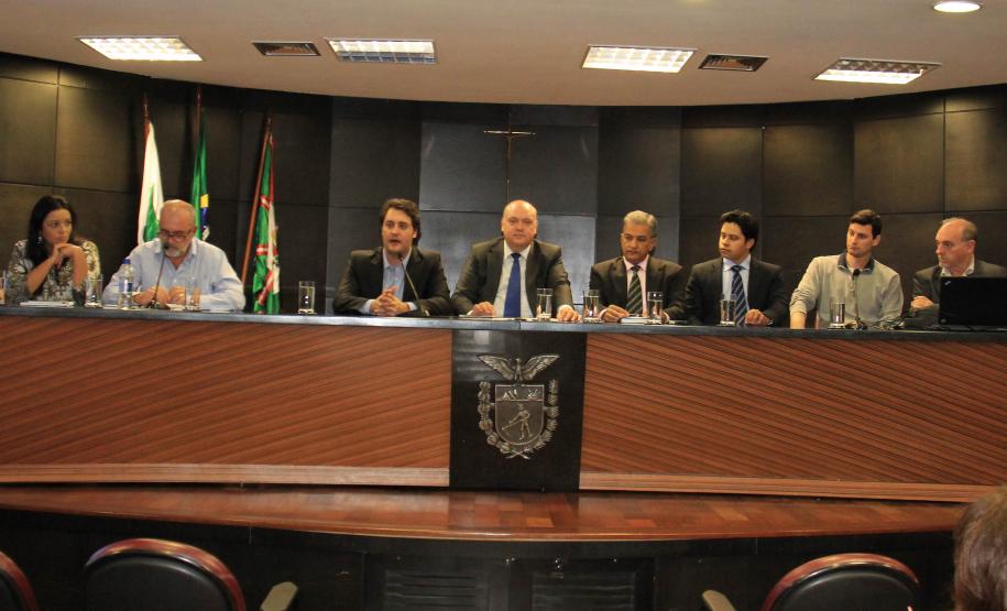 Ratinho Junior abre Seminário e convoca a todos na luta pela ‘cidade que queremos’