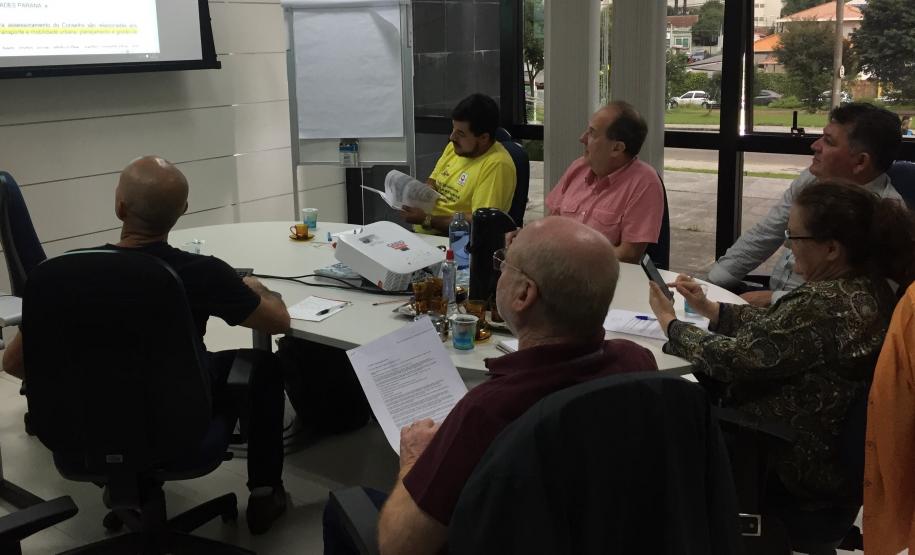 Grupo de Trabalho analisa adequação do ConCidades à Lei Estadual 19.228/17 Grupo de Trabalho analisa adequação do ConCidades à Lei Estadual 19.228/17